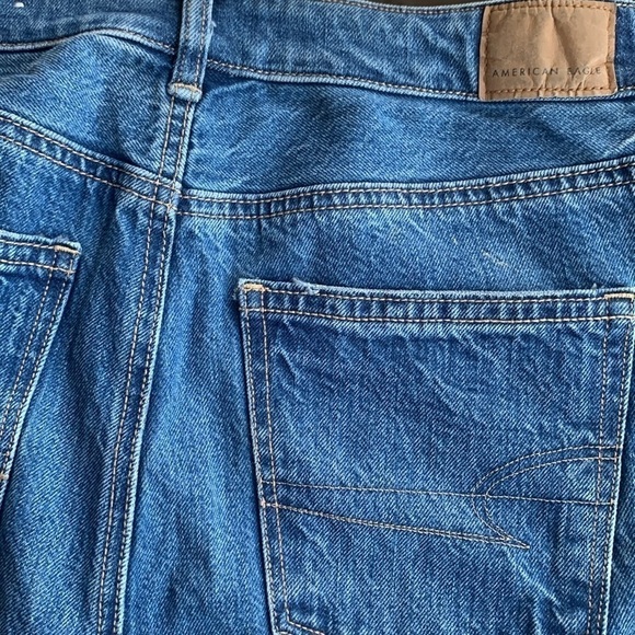 American Eagle Mom Straight High Waist Blue Jeans Size 4 - Picture 7 of 9